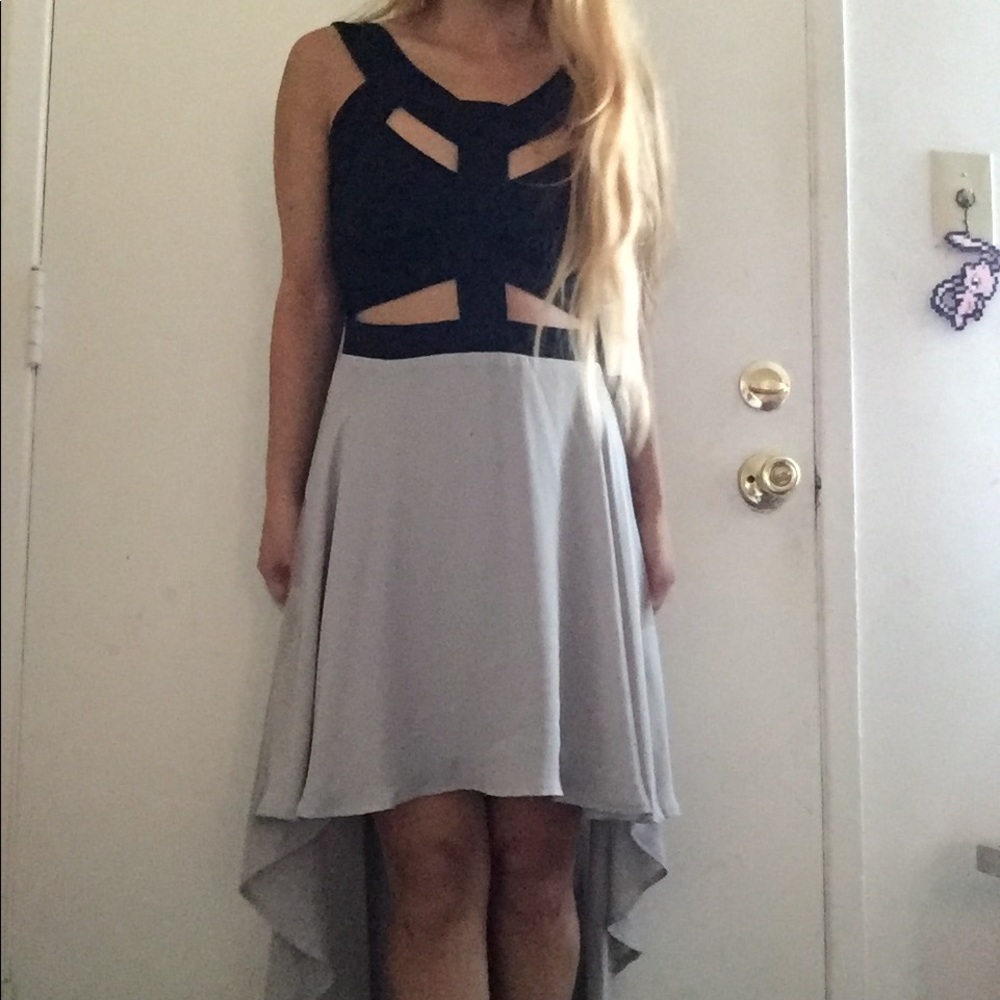 SOLD NWT Cut Out High Low Dress - Picture 4 of 7